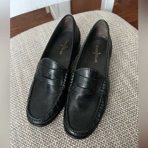 Cole Haan Black loafers 6 1/2